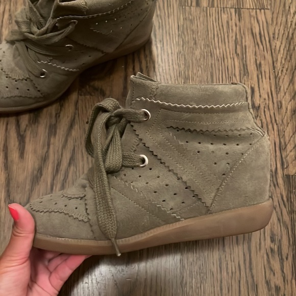 Isabel Marant Bobby sneakers in khaki green - Picture 3 of 4